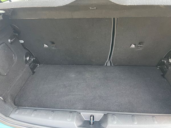 Mini Cooper 2015 378698592