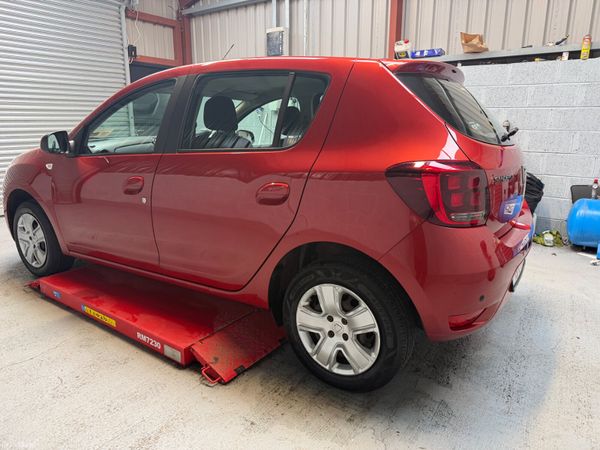 Dacia Sandero 2019    1 OWNER ! 378604712