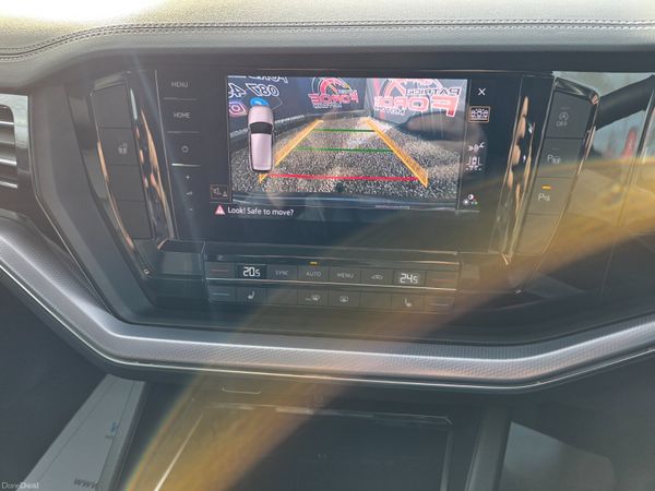 Volkswagen Touareg R-Design 2020 378608072