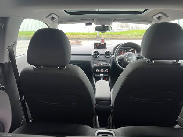 Audi A1 2012 PAN ROOF NCT 10/26 378620838