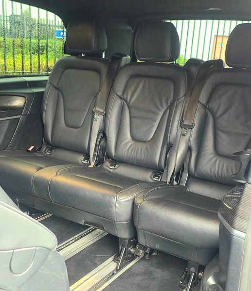 Mercedes EQV 300 SPORT PREMIUM 378622797