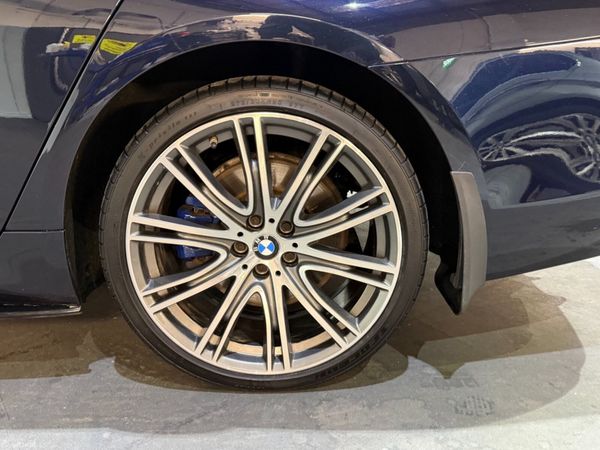 BMW 530E M-Sport G30 - High Spec 378624264