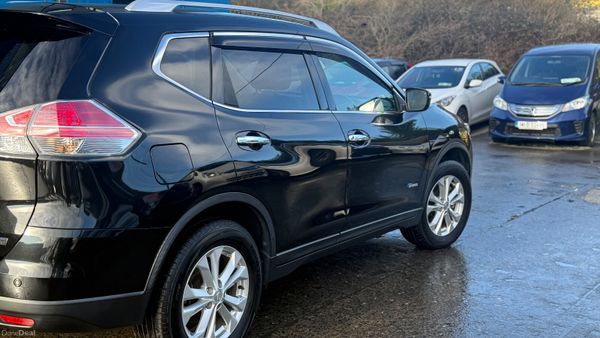 2017 Nissan Xtrail  Hybrid Automatic 378629556