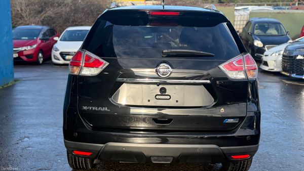 2017 Nissan Xtrail  Hybrid Automatic 378629568