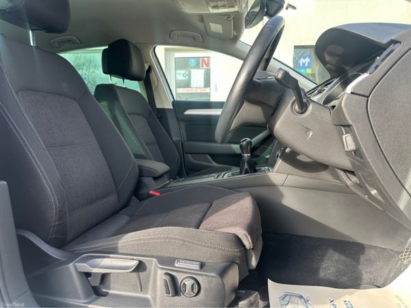 Volkswagen Passat CL 1.6 TDI MANUAL 6SPEED FWD 120 378761730