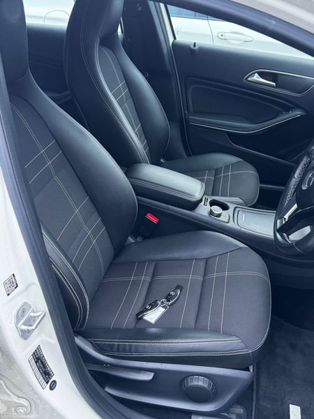 Merc A Class 1.6 Auto 26000kms 2015 378766374