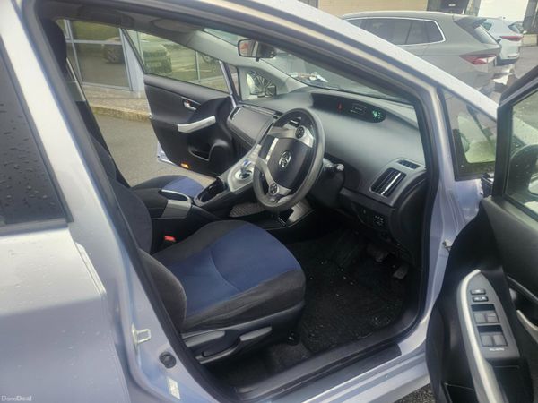 TOYOTA PRIUS 2015 ONE LADY OWNER -WELL MAINTAINED 378793356