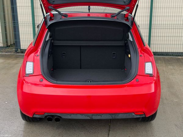 Audi A1 151 40k Kms!!! 378706772