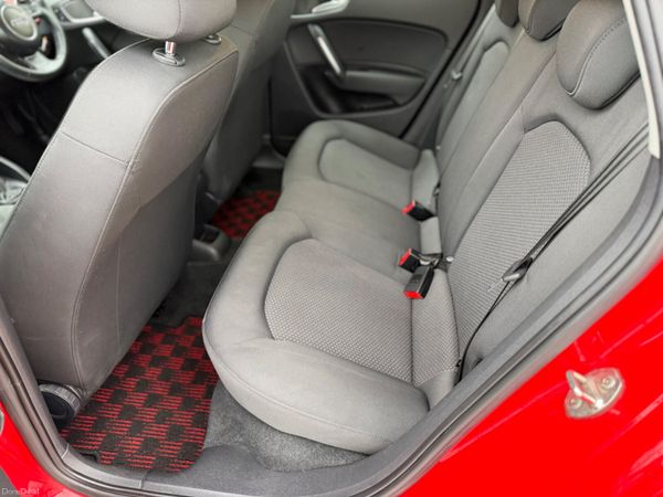 Audi A1 151 40k Kms!!! 378706792