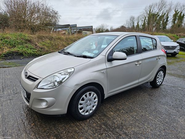 Hyundai i20 2010 1.2cc low mileage 378712239