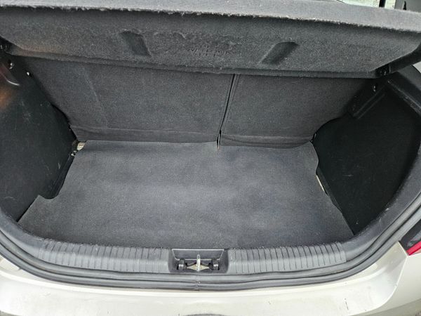 Hyundai i20 2010 1.2cc low mileage 378712713