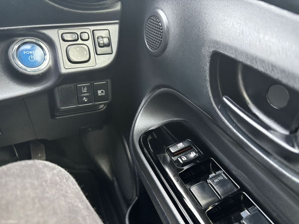 2020 TOYOTA AQUA 1.5 AUTO HYBRID 378716348