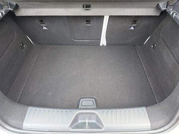 2015 Mercedes-Benz A180 1.6L Petrol Automatic 378724446