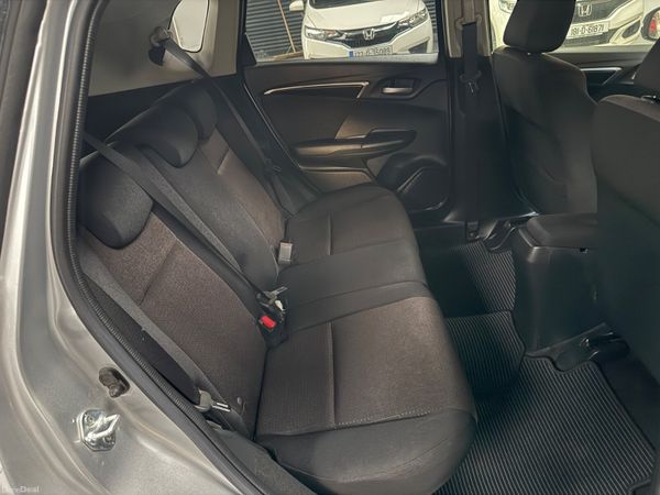 2017 Honda Fit 1.5 Hybrid Auto 50K Miles 378730992