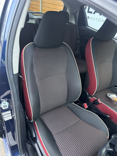 Toyota Vitz Jewela Hybrid automatic 378733260