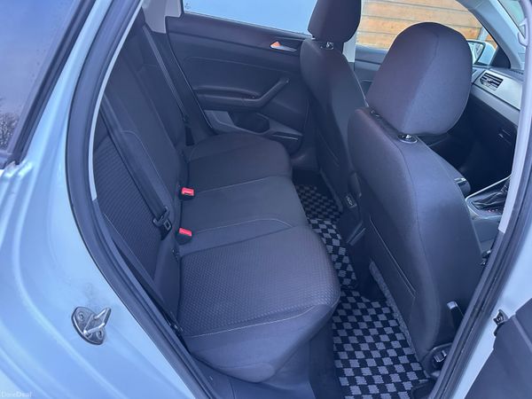 Volkswagen Polo 2019 1.0 Auto 378733724
