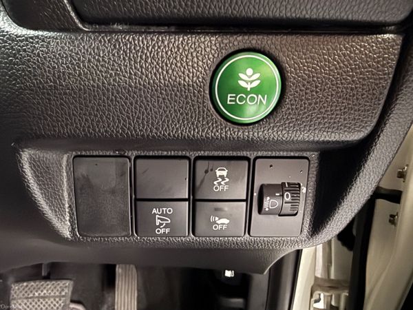 2017 Honda Fit 1.5 Hybrid Auto,46K Miles 378736974