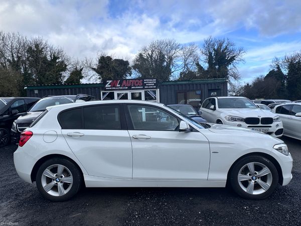 17 Bmw 118D Sports 378845236