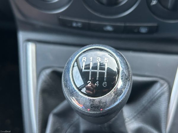 Mazda5. 1.6 Tdci  7 Seat Estate 2012 378849702