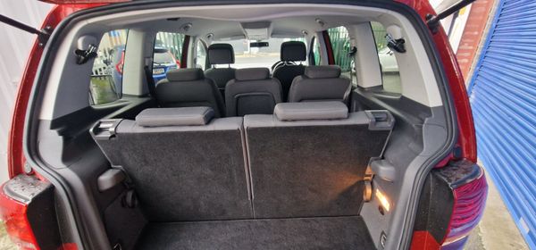 Vw Touran Automatic 7 Seater 378850162