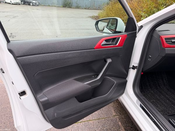 Volkswagen Polo 2.0 GTI DSG 44,000km 378851878