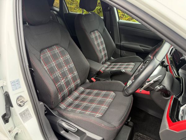 Volkswagen Polo 2.0 GTI DSG 44,000km 378851825