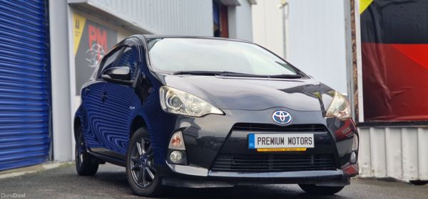 Toyota Aqua Hybrid Leather package 378853738