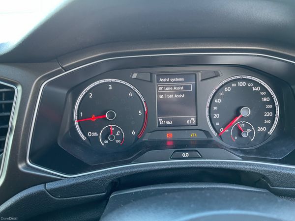 Volkswagen T-Roc 2018 378859952