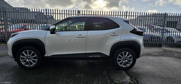 2021 Yaris Cross 378874064