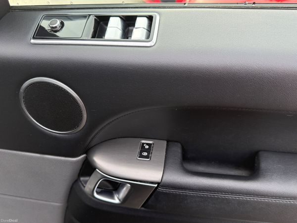 Land Rover Range Rover Sport 2018 378899734