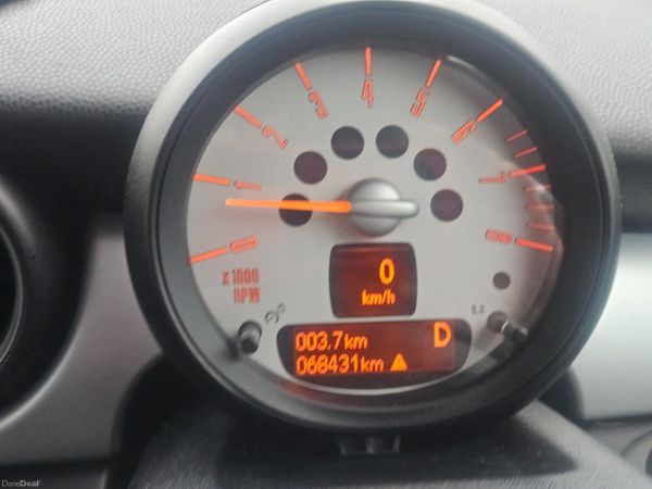 Mini Cooper DECEMBER 2013 AUTOMATIC 378803924