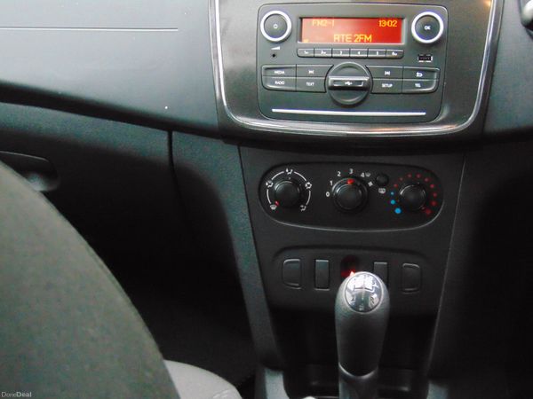 Dacia Sandero 2017 378806409