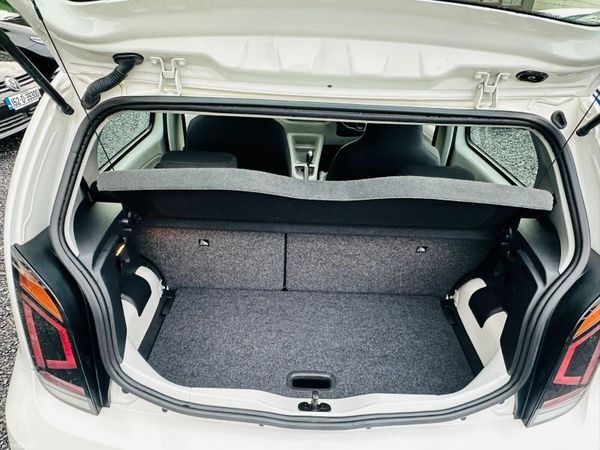 VW UP2018 1.0 AUTOMATIC HIGH SPEC 378815792