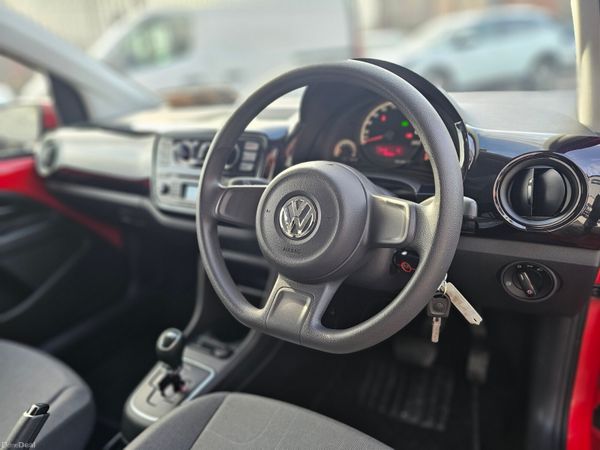 VOLKSWAGEN UP! AUTOMATIC // 07/26 NCT // LOW KMS 378833108