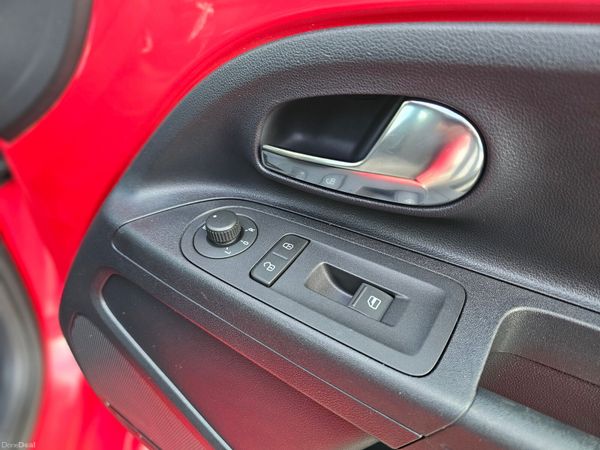 VOLKSWAGEN UP! AUTOMATIC // 07/26 NCT // LOW KMS 378833122