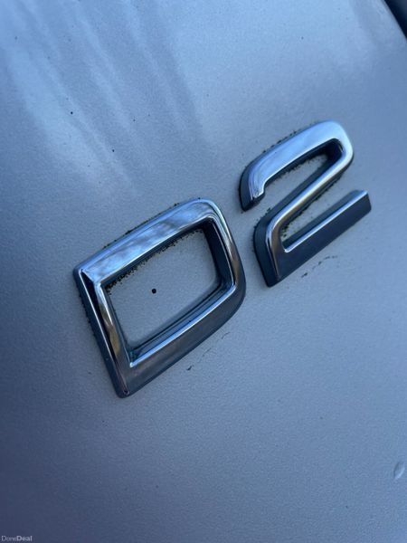 151 Volvo V40 D2.. Automatic.. Leather Interior 378833418