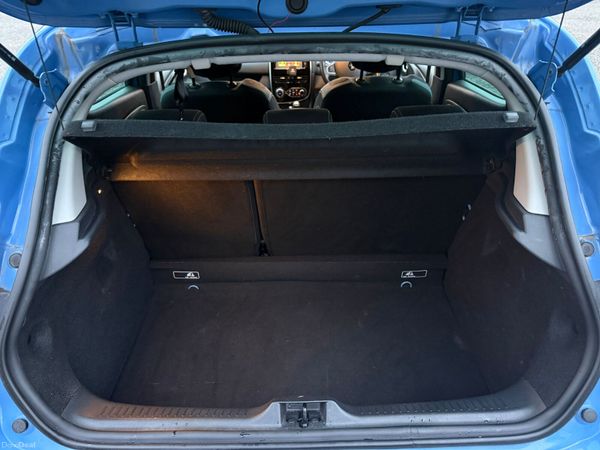 Renault Clio 2016 378975811