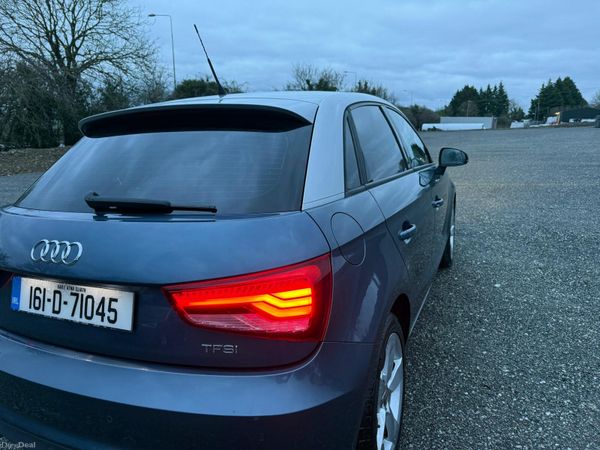 Audi A1 378977833