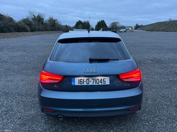 Audi A1 378977836