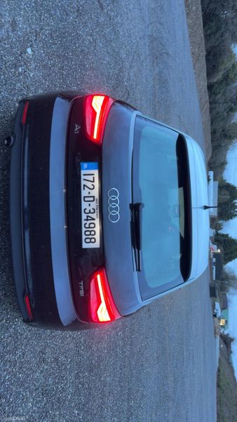 Audi A1 378978636