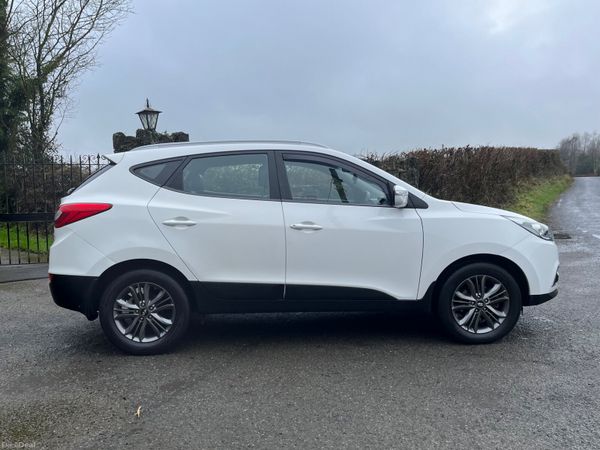 Hyundai ix35 1.7 Diesel Executive 2WD 115hp 379044842