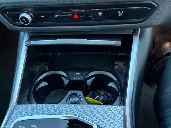 2024 BMW  330E M Sport 2.0 Auto - Pro Pack 379050766