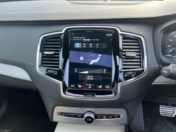 2022 Volvo XC90 R Design T8 Recharge PHEV Pan Roof 379051974