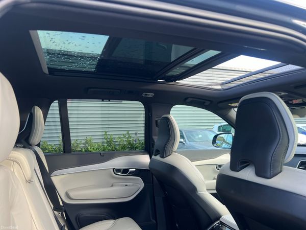 2022 Volvo XC90 R Design T8 Recharge PHEV Pan Roof 379051982