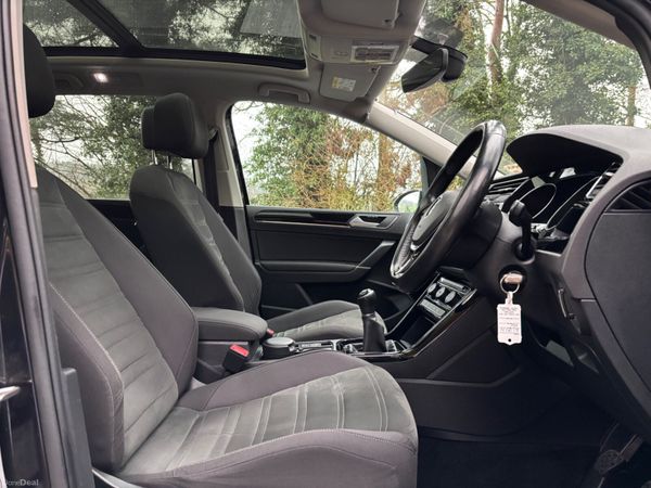 162 Volkswagen Touran 1.2 TSI 7 seater HIGHLINE 379058330