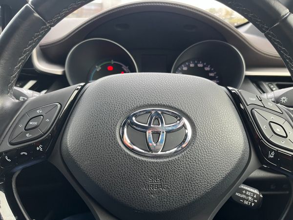 TOYOTA C-HR 2018, 1.8 HYBRID AUTO LOW KM HIGH SPEC 379098380