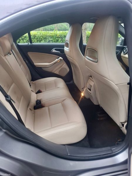 Mercedes-Benz CLA Auto 2015 NCT 10/26 379010502