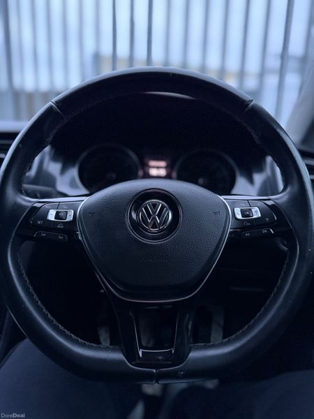 Volkswagen Golf 2018 379016246
