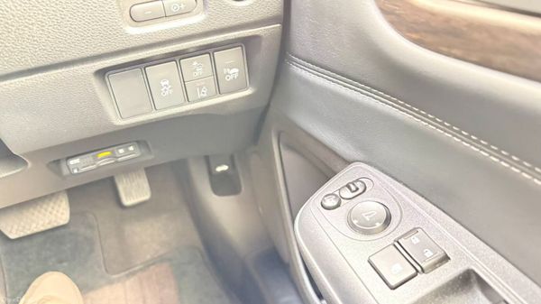 Honda Jade1.5 Hybrid Auto 6 SEATER 2015 379157122