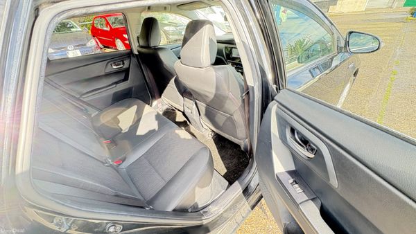 Toyota Auris 1.8 Hybrid 2016 379158868